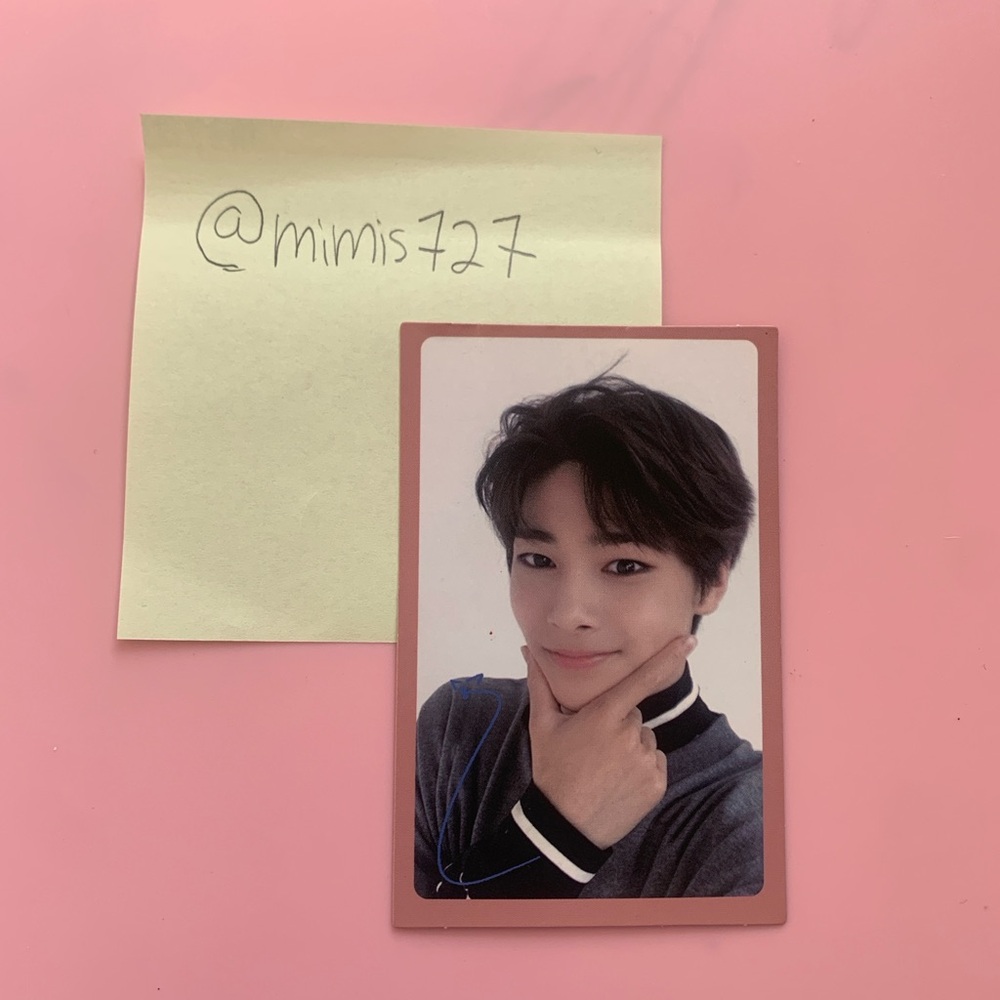 K-Pop Idol Photocard